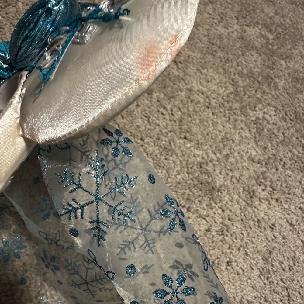 Frozen Disney ears pre loved - Picture 2 of 3